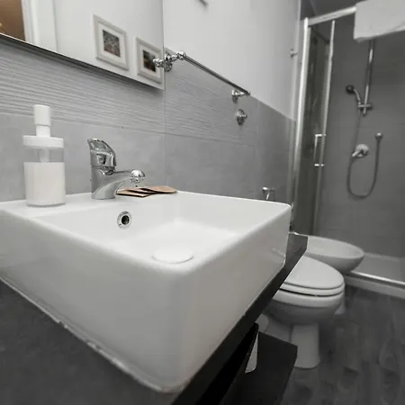 Donna Chiara House - Toledo アパート ナポリ