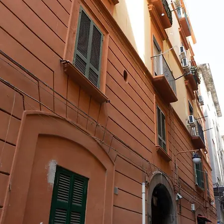 Donna Chiara House - Toledo Apartment Naples