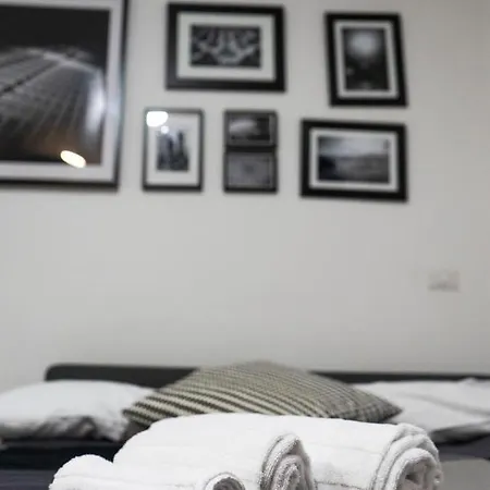 Apartment Donna Chiara House - Toledo