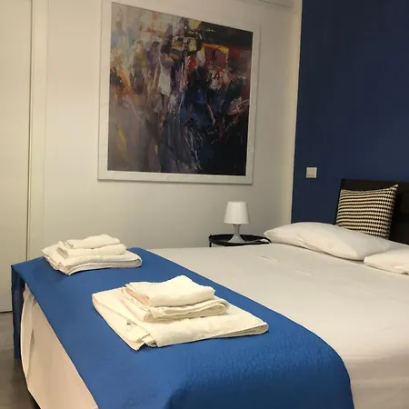 Apartment Donna Chiara House - Toledo Naples